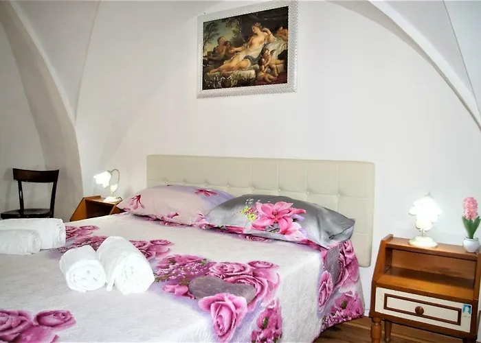 Casa Deborah Alliste